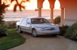 Lincoln Town Car 2003 года